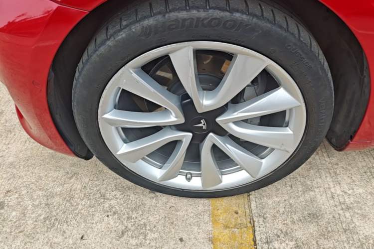 Used Tesla Model 3 2020 Refreshed Version Long-Range Rear-Wheel Drive Exterior 4