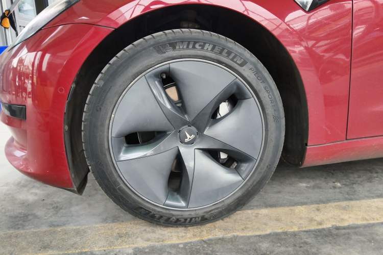 Used Tesla Model 3 2020 Standard Range Rear-Wheel Drive Upgraded Version Exterior 4