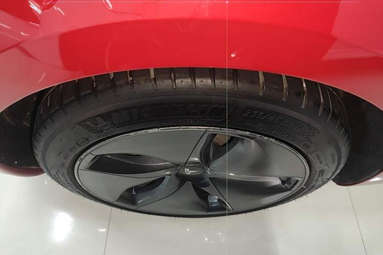 Used Tesla Model 3 2020 Standard Range Rear-Wheel Drive Upgraded Version Exterior 5