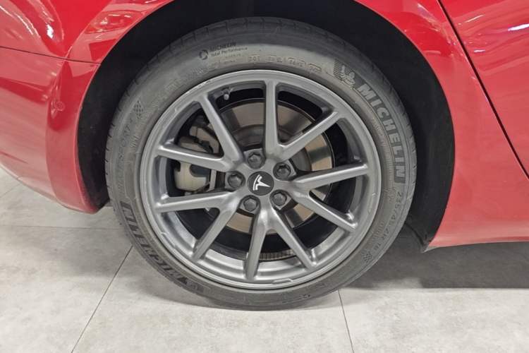 Used Tesla Model 3 2020 Standard Range Rear-Wheel Drive Upgraded Version Exterior 5