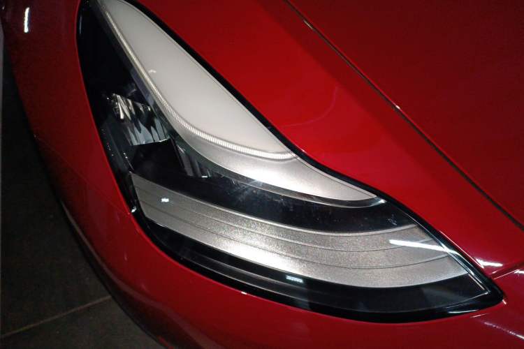 Used Tesla Model 3 2020 Refreshed Version Long-Range Rear-Wheel Drive Exterior 6