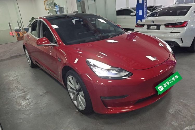 Used Tesla Model 3 2020 Long-Range Rear-Wheel-Drive Version Front Right 45 Deg