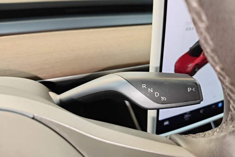 Used Tesla Model 3 2020 Revised Version Standard Range Rear-Wheel Drive – Upgraded Edition Gear Lever