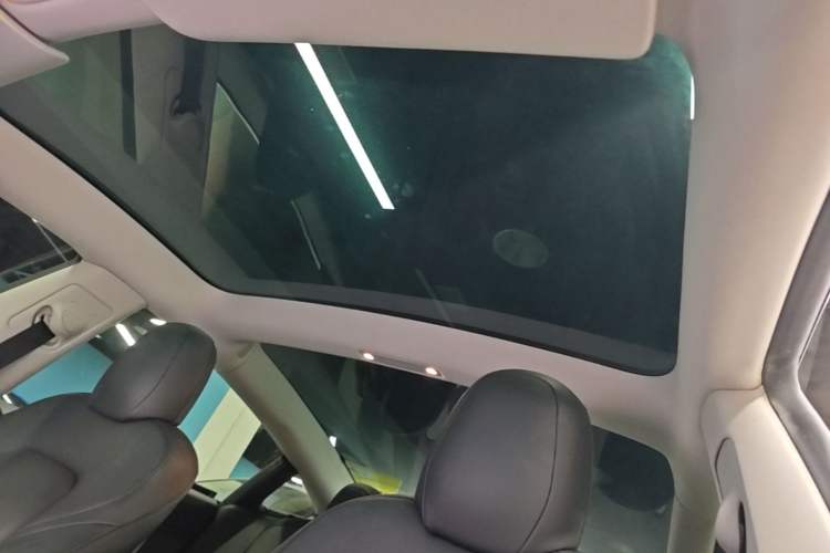 Used Tesla Model 3 2020 Standard Range Rear-Wheel Drive Upgraded Version Headliner