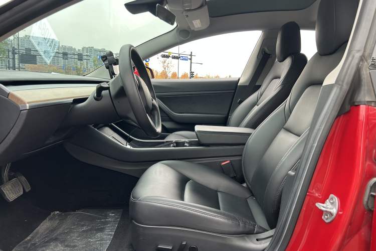 Used Tesla Model 3 2020 Standard Range Rear-Wheel Drive Upgraded Version Interior 1
