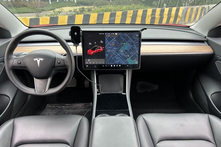 Used Tesla Model 3 2020 Standard Range Rear-Wheel Drive Upgraded Version Interior 3