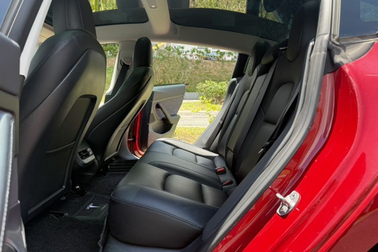 Used Tesla Model 3 2020 Standard Range Rear-Wheel Drive Upgraded Version Interior 3
