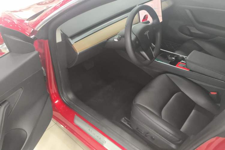 Used Tesla Model 3 2020 Standard Range Rear-Wheel Drive Upgraded Version Interior 3