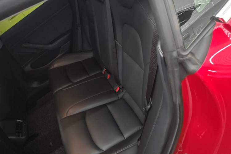 Used Tesla Model 3 2020 Revised Version Standard Range Rear-Wheel Drive – Upgraded Edition Interior 4