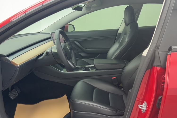 Used Tesla Model 3 2020 Standard Range Rear-Wheel Drive Upgraded Version Interior 4