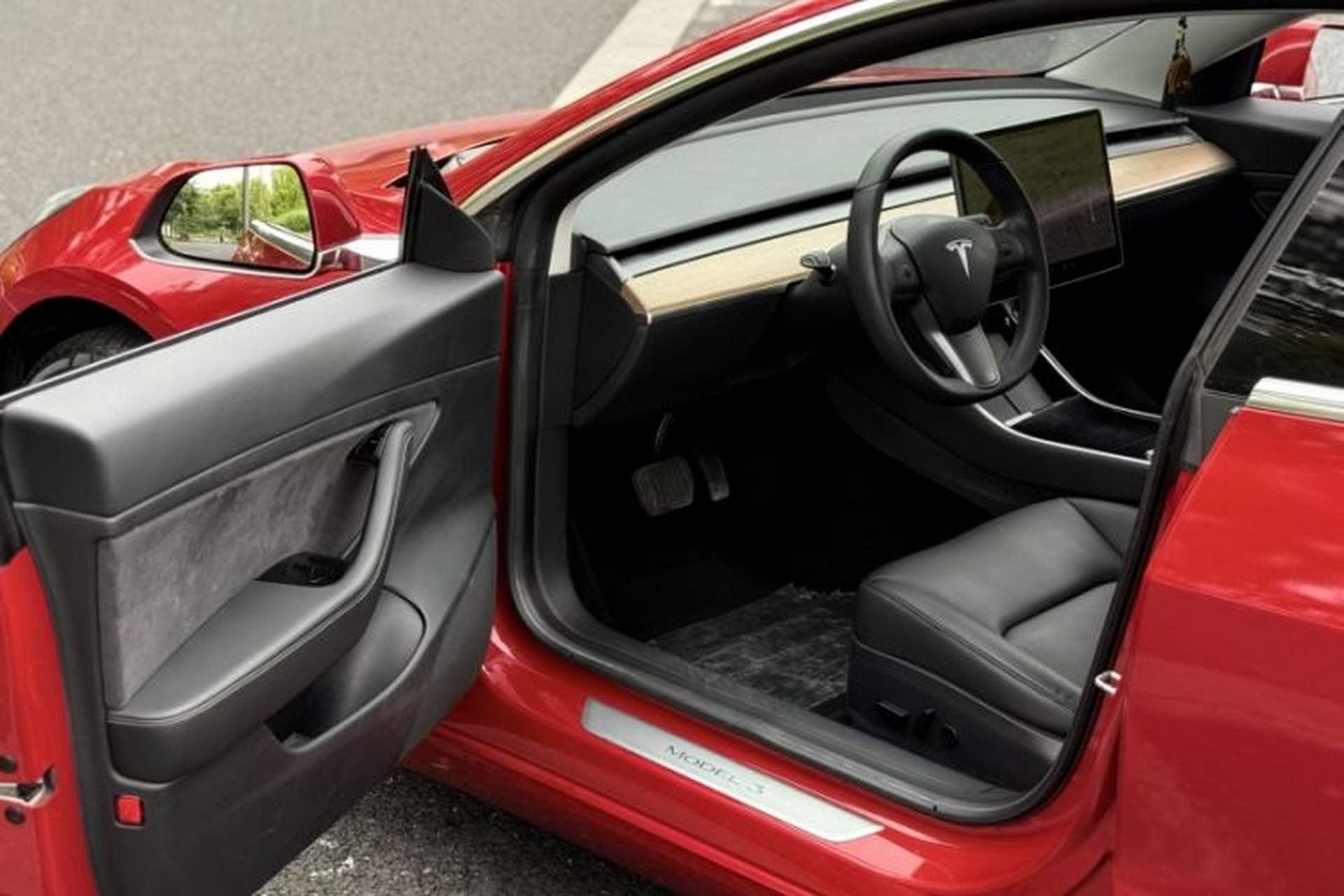 Used Tesla Model 3 2020 Revised Version Standard Range Rear-Wheel Drive – Upgraded Edition Interior 6
