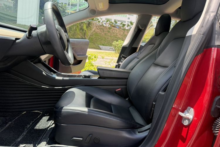 Used Tesla Model 3 2020 Standard Range Rear-Wheel Drive Upgraded Version Interior 6
