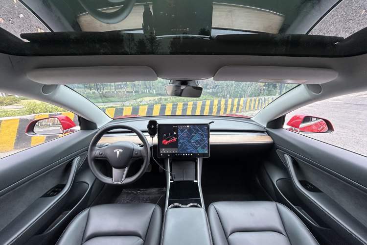 Used Tesla Model 3 2020 Standard Range Rear-Wheel Drive Upgraded Version Interior 7