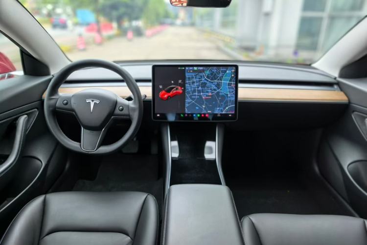 Used Tesla Model 3 2020 Revised Version Standard Range Rear-Wheel Drive – Upgraded Edition Interior 7