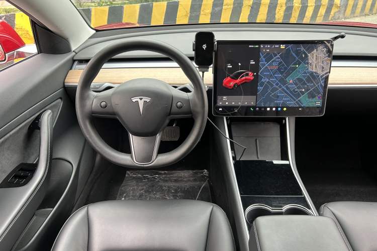 Used Tesla Model 3 2020 Standard Range Rear-Wheel Drive Upgraded Version Interior 8