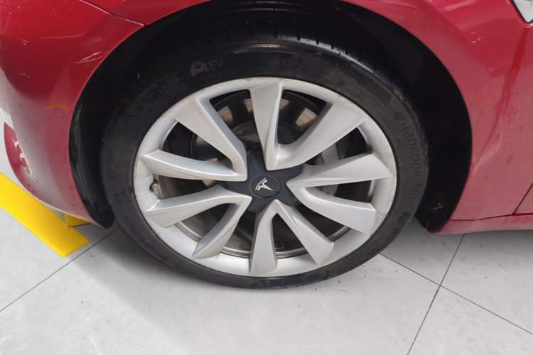Used Tesla Model 3 2020 Refreshed Version Long-Range Rear-Wheel Drive Left Front Wheel Hub