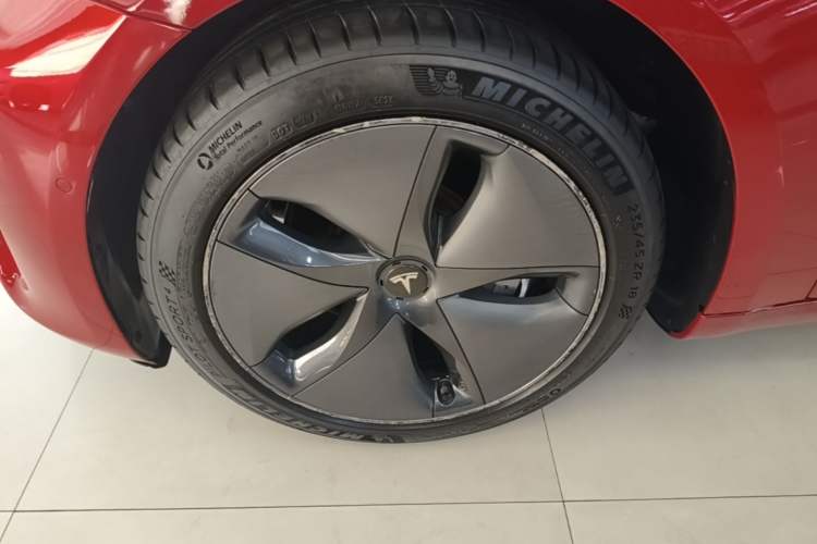 Used Tesla Model 3 2020 Refreshed Version Long-Range Rear-Wheel Drive Left Front Wheel Hub