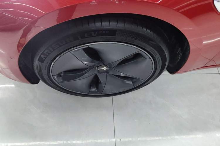 Used Tesla Model 3 2020 Refreshed Version Long-Range Rear-Wheel Drive Left Front Wheel Hub