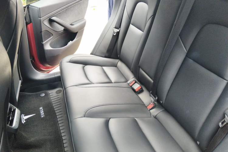 Used Tesla Model 3 2020 Revised Version Standard Range Rear-Wheel Drive – Upgraded Edition Left Rear Seat