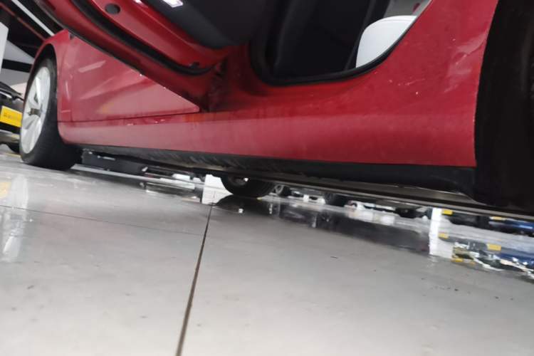 Used Tesla Model 3 2020 Refreshed Version Long-Range Rear-Wheel Drive Left Side Sill