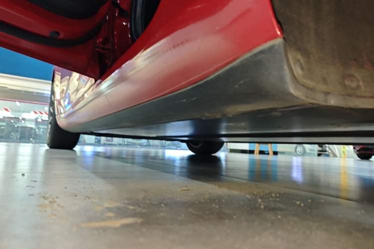 Used Tesla Model 3 2020 Standard Range Rear-Wheel Drive Upgraded Version Left Side Sill