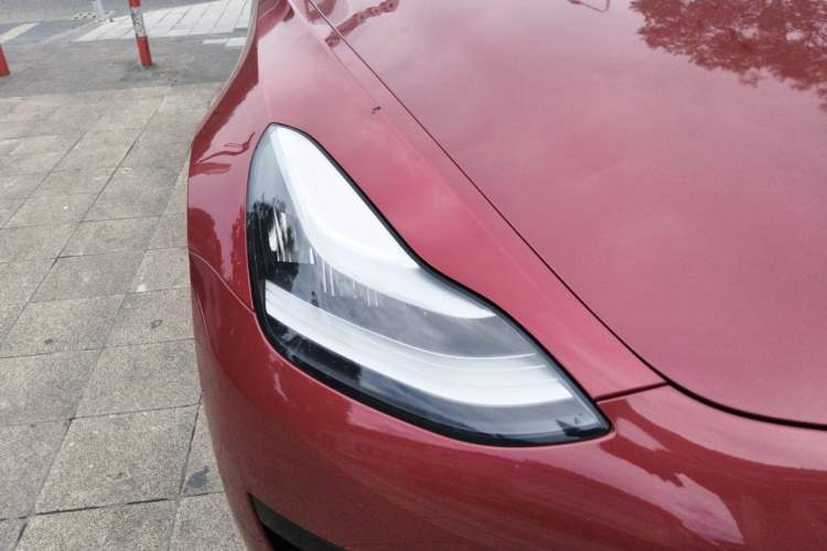 Used Tesla Model 3 2020 Revised Version Standard Range Rear-Wheel Drive – Upgraded Edition Right Front Headlight