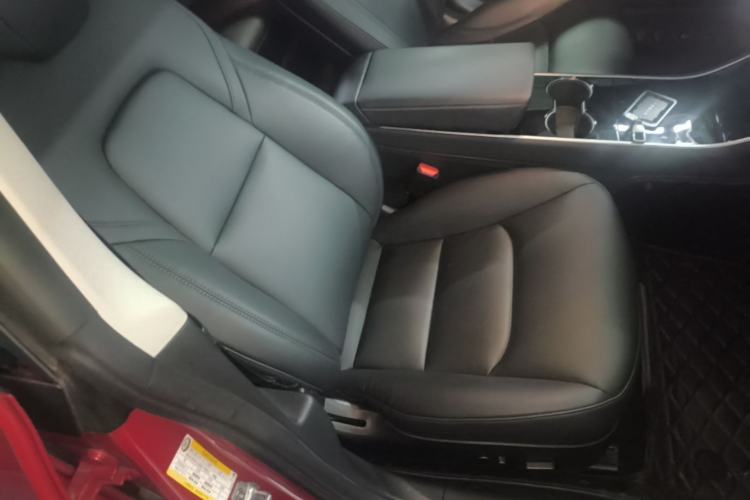 Used Tesla Model 3 2020 Revised Version Standard Range Rear-Wheel Drive – Upgraded Edition Right Front Seat