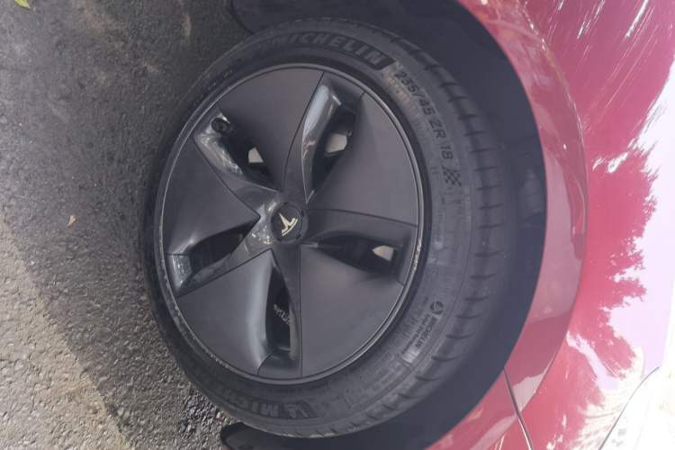 Used Tesla Model 3 2020 Refreshed Version Long-Range Rear-Wheel Drive Right Front Wheel Hub