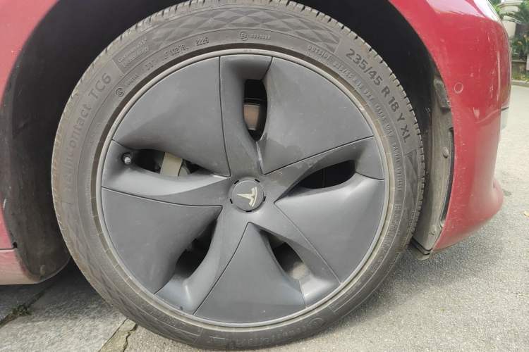 Used Tesla Model 3 2020 Refreshed Version Long-Range Rear-Wheel Drive Right Front Wheel Hub