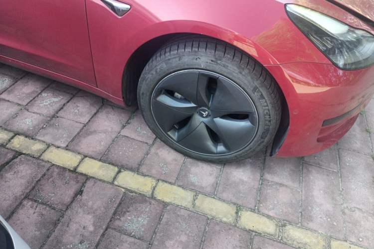 Used Tesla Model 3 2020 Standard Range Rear-Wheel Drive Upgraded Version Right Front Wheel Hub
