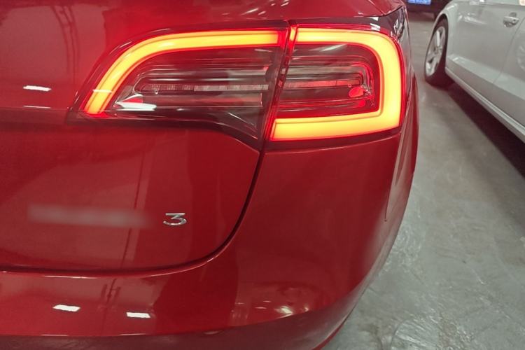Used Tesla Model 3 2020 Long-Range Rear-Wheel-Drive Version Right Rear Taillight