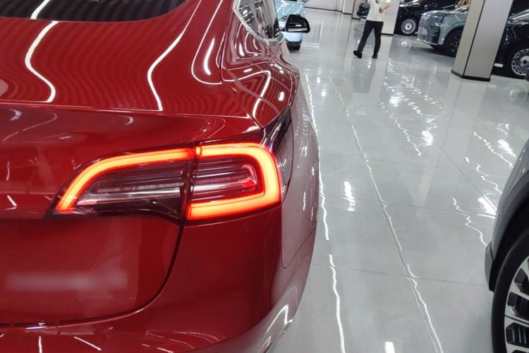 Used Tesla Model 3 2020 Refreshed Version Long-Range Rear-Wheel Drive Right Rear Taillight