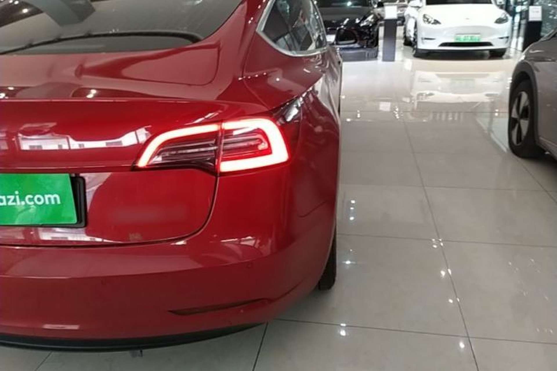 Used Tesla Model 3 2020 Revised Version Standard Range Rear-Wheel Drive – Upgraded Edition Right Rear Taillight