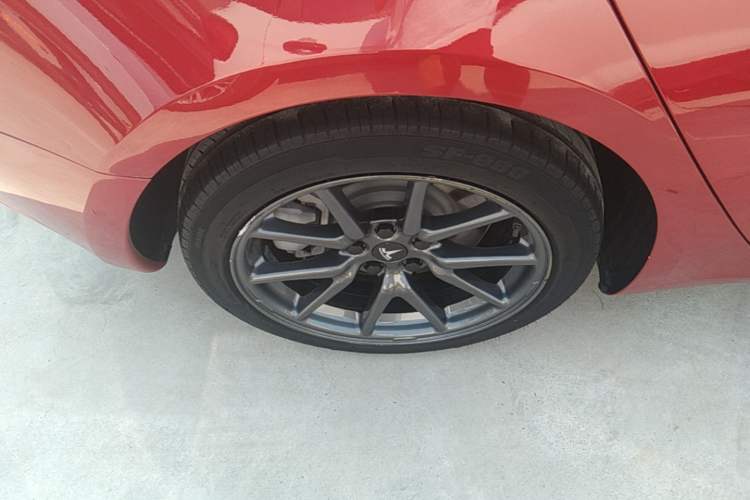 Used Tesla Model 3 2020 Standard Range Rear-Wheel Drive Upgraded Version Right Rear Wheel Hub