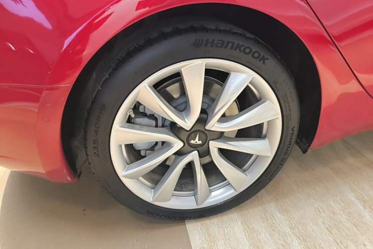 Used Tesla Model 3 2020 Refreshed Version Long-Range Rear-Wheel Drive Right Rear Wheel Hub