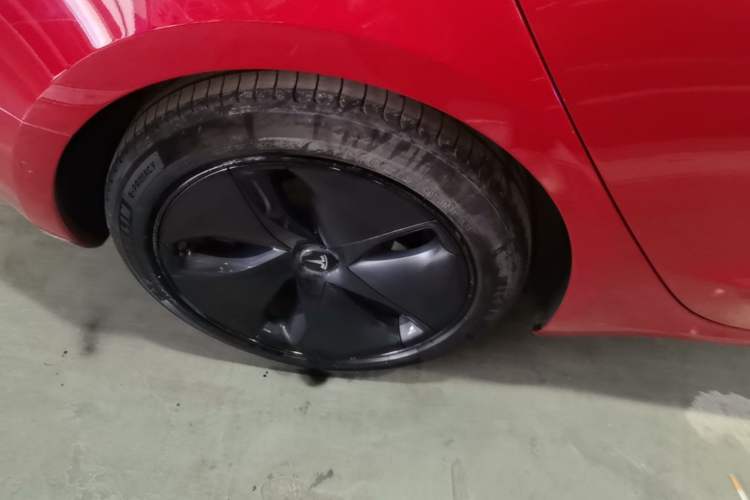 Used Tesla Model 3 2020 Standard Range Rear-Wheel Drive Upgraded Version Right Rear Wheel Hub