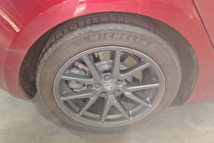 Used Tesla Model 3 2020 Refreshed Version Long-Range Rear-Wheel Drive Right Rear Wheel Hub