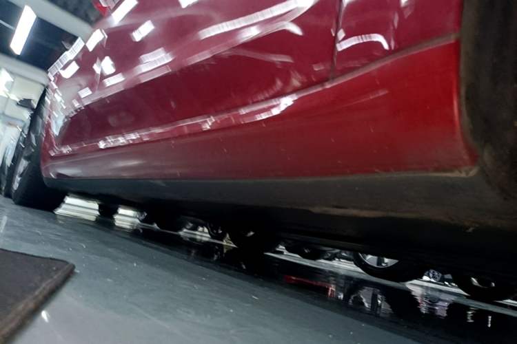 Used Tesla Model 3 2020 Refreshed Version Long-Range Rear-Wheel Drive Right Side Sill
