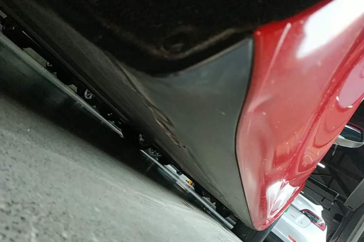 Used Tesla Model 3 2020 Refreshed Version Long-Range Rear-Wheel Drive Right Side Sill