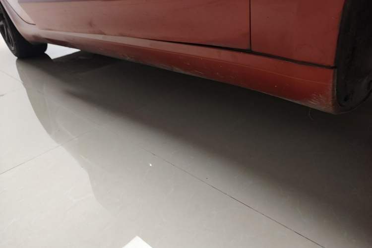 Used Tesla Model 3 2020 Standard Range Rear-Wheel Drive Upgraded Version Right Side Sill