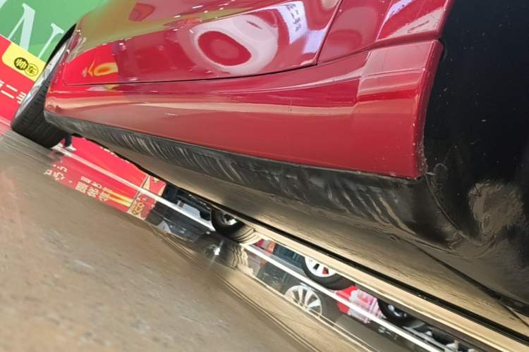 Used Tesla Model 3 2020 Refreshed Version Long-Range Rear-Wheel Drive Right Side Sill