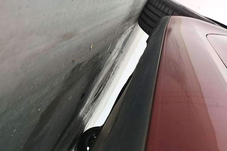 Used Tesla Model 3 2020 Standard Range Rear-Wheel Drive Upgraded Version Right Side Sill