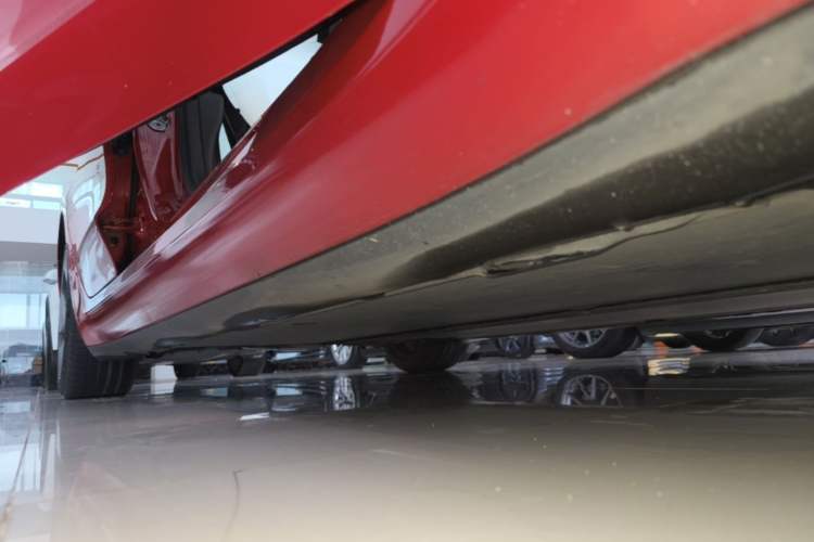 Used Tesla Model 3 2020 Refreshed Version Long-Range Rear-Wheel Drive Right Side Sill