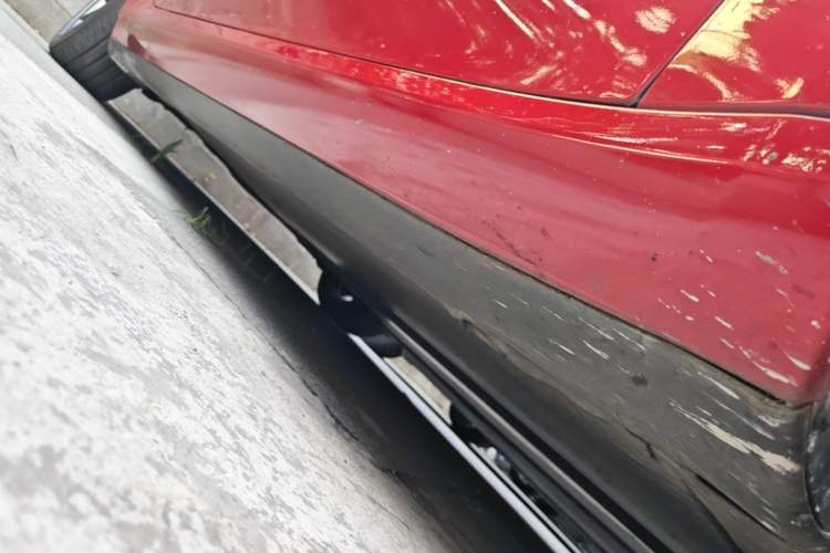 Used Tesla Model 3 2020 Standard Range Rear-Wheel Drive Upgraded Version Right Side Sill