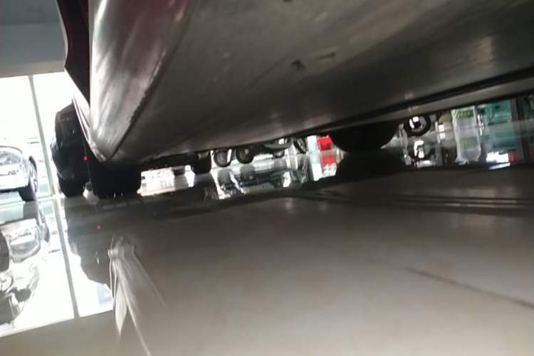 Used Tesla Model 3 2020 Revised Version Standard Range Rear-Wheel Drive – Upgraded Edition Right Side Sill