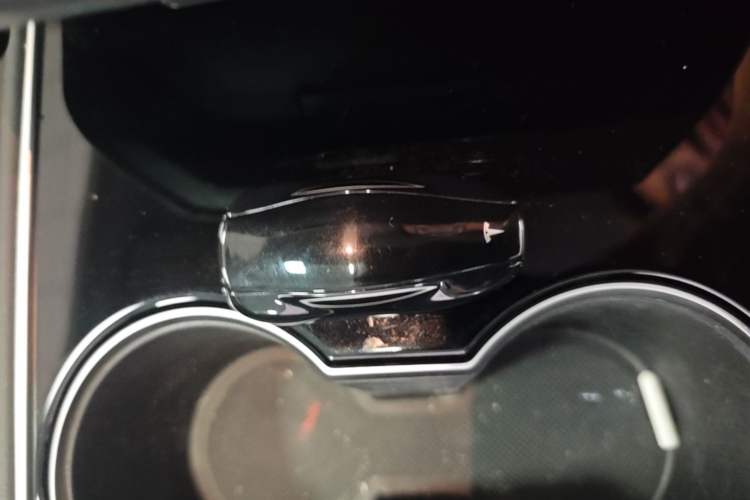 Used Tesla Model 3 2020 Long-Range Rear-Wheel-Drive Version Vehicle Key