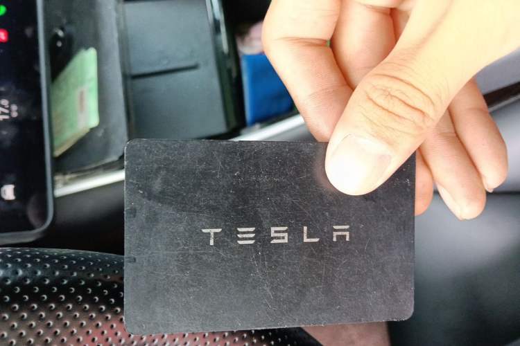 Used Tesla Model 3 2020 Revised Version Standard Range Rear-Wheel Drive – Upgraded Edition Vehicle Key