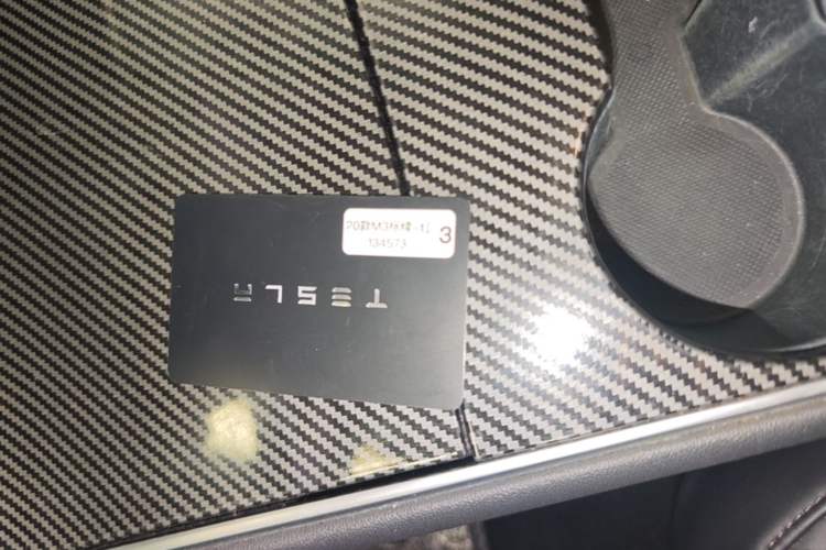 Used Tesla Model 3 2020 Revised Version Standard Range Rear-Wheel Drive – Upgraded Edition Vehicle Key