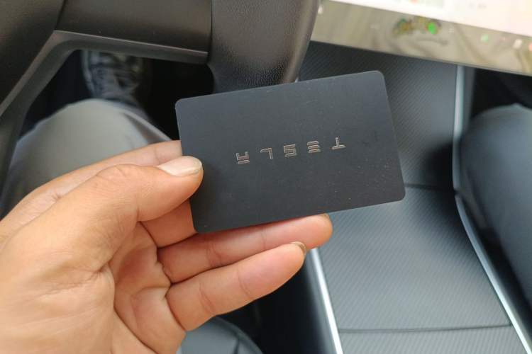 Used Tesla Model 3 2020 Revised Version Standard Range Rear-Wheel Drive – Upgraded Edition Vehicle Key