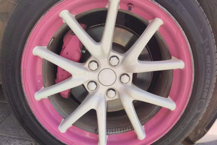 Used Tesla Model 3 2020 Refreshed Version Long-Range Rear-Wheel Drive Right Front Wheel Hub